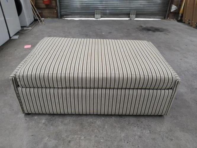 Second-hand Ottoman with Fold-Out Bed - Photo 2)