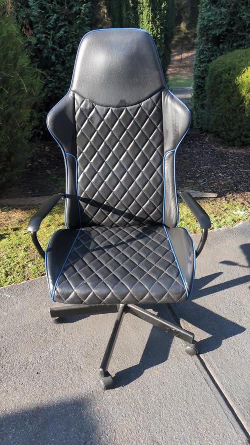 Second-hand Gaming Chair - Photo 2)