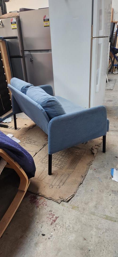Second-hand Sofa - Photo 2)