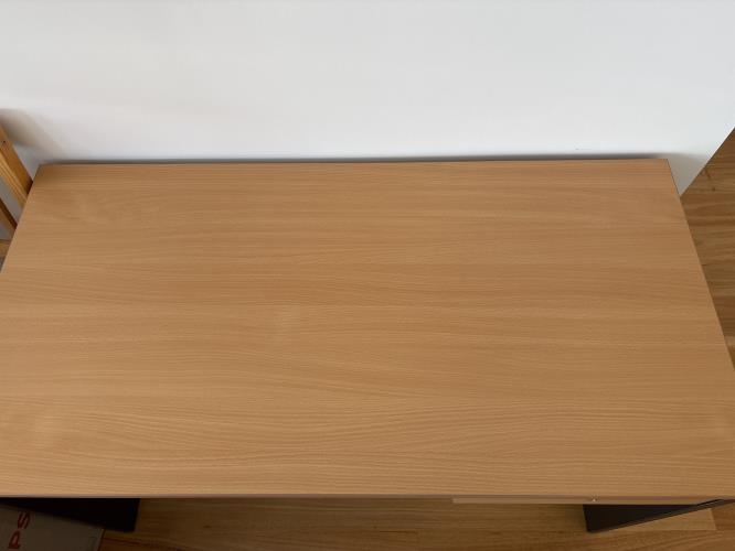Second-hand Study Desk - Photo 2)