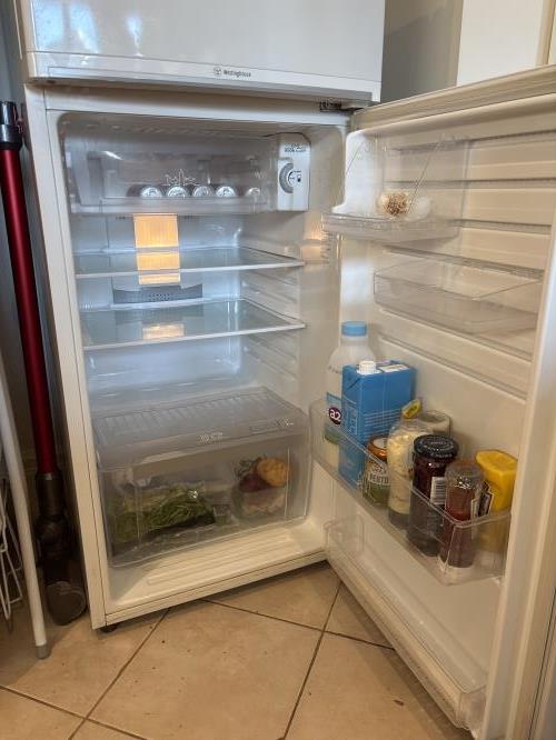 Second-hand Westinghouse 230L Top Mount Fridge - Photo 2)