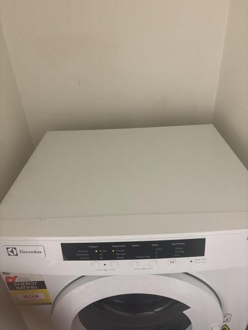 Second-hand Electrolux 5kg Dryer - Photo 2)