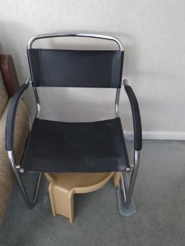 Second-hand Chair - Photo 2)