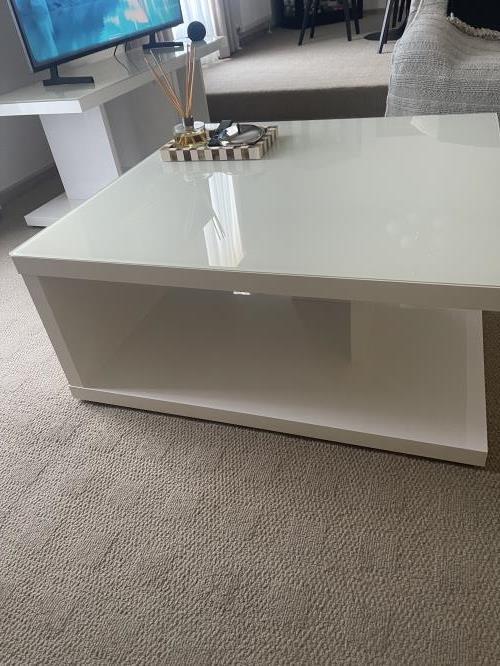 Second-hand Stunning Coffee Table - Photo 2)