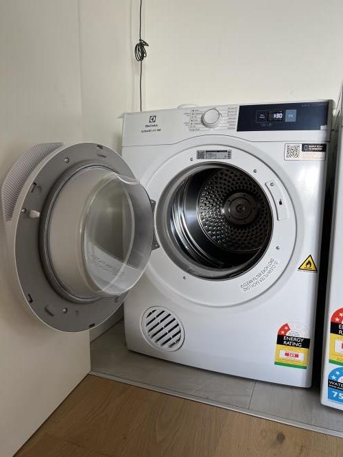 Second-hand Electrolux 6kg Dryer - Photo 2)