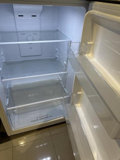 Second-hand Hisense 205L Top Mount Fridge - Photo 2)