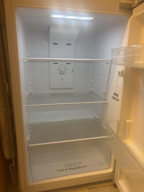 Second-hand Hisense 205L Top Mount Fridge - Photo 2)