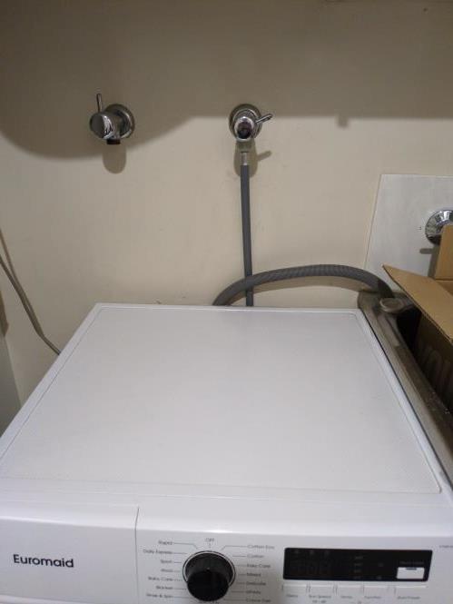 Second-hand Euromaid 7.5kg Front Load Washing Machine - Photo 2)