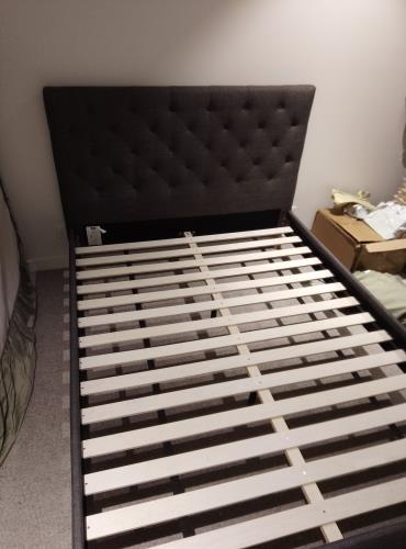 Second-hand Queen Bed Frame - Photo 2)
