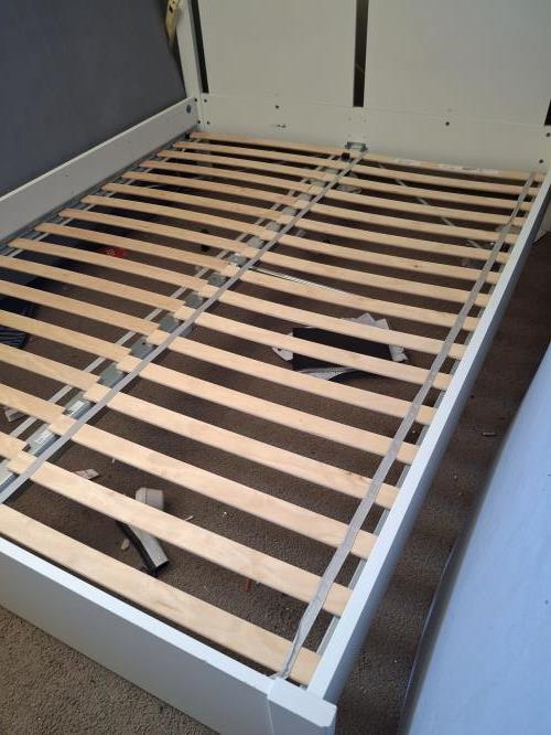 Second-hand Queen Size Bed Frame - Photo 2)