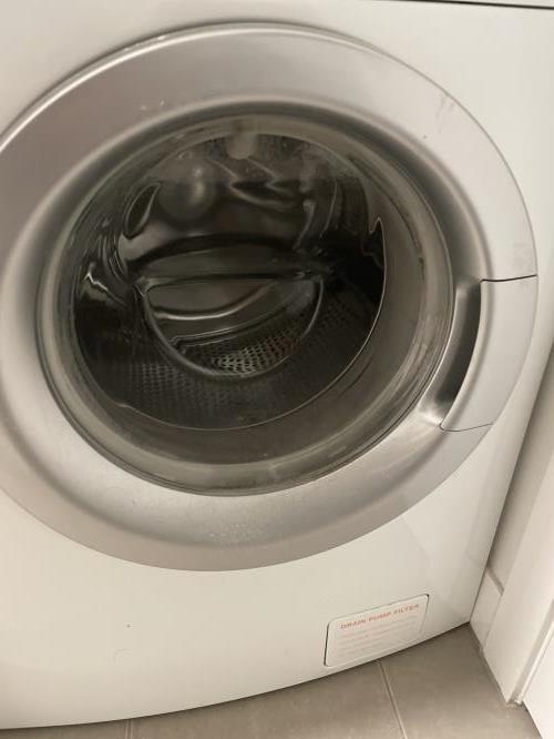 Second-hand Electrolux 7kg Front Load Washing Machine - Photo 2)