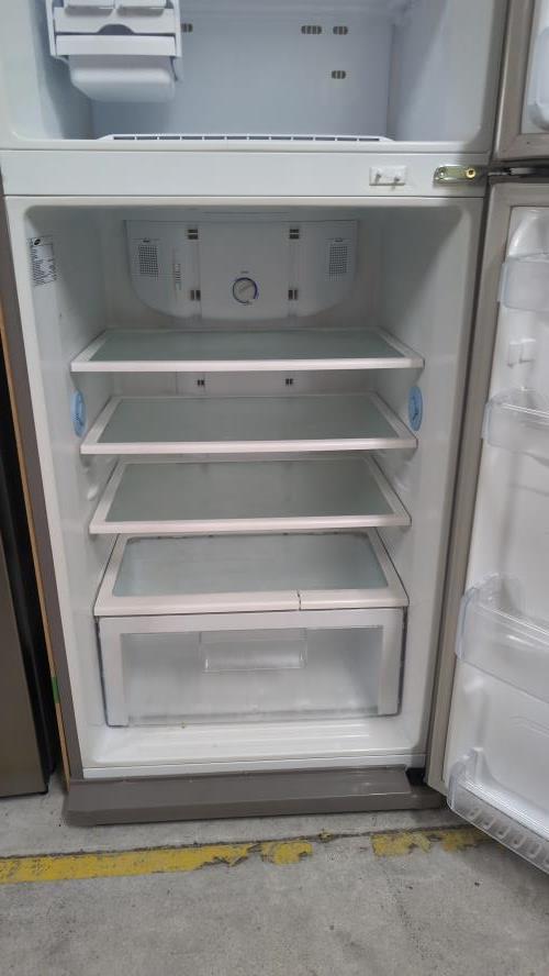 Second-hand Samsung 431L Top Mount Fridge - Photo 2)