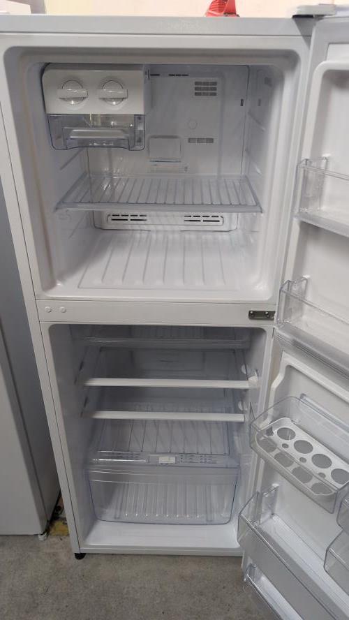 Second-hand Westinghouse 230L Top Mount Fridge - Photo 2)