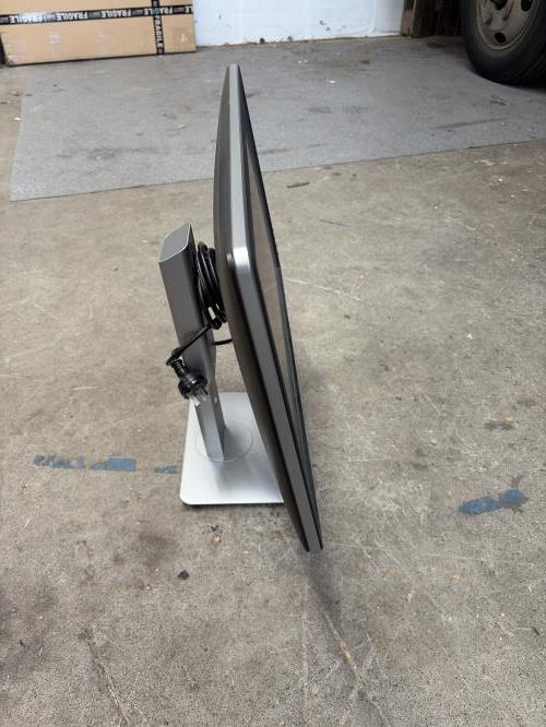 Second-hand Dell 24\" Monitor - Photo 2)