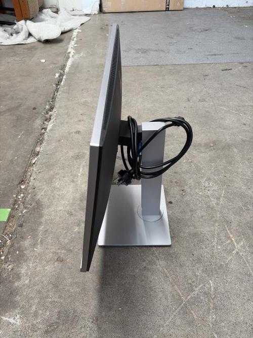 Second-hand HP Computer Monitor - Photo 2)