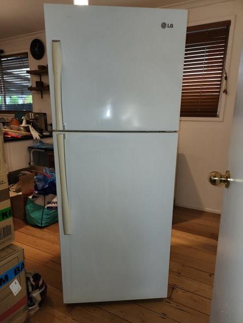 Second-hand LG 422L Top Mount Fridge - Photo 2)