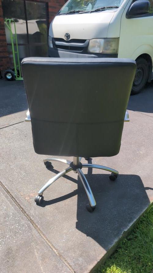 Second-hand Office Swivel Chair - Photo 2)