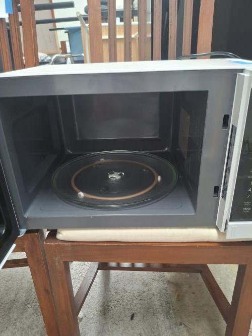 Second-hand Sharp Microwave - Photo 2)