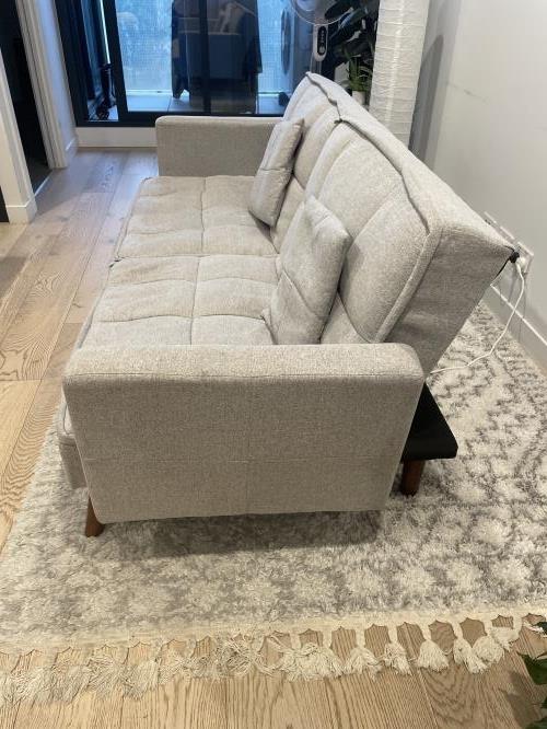 Second-hand Sofa - Photo 2)