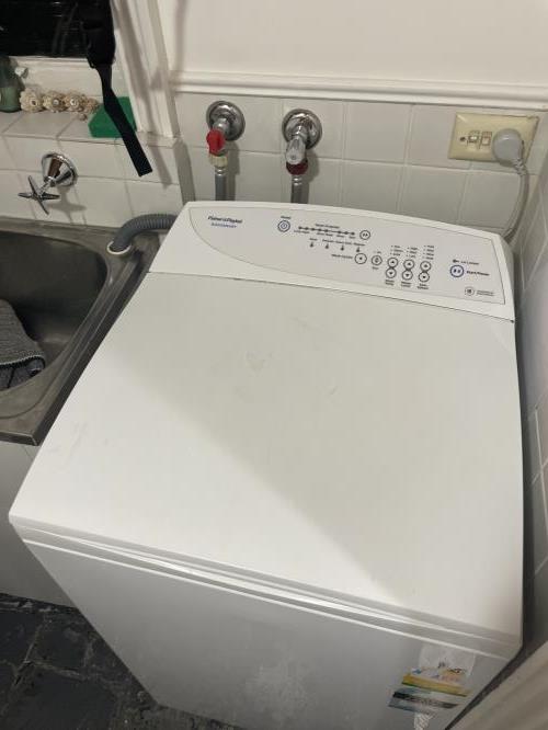 Second-hand Fisher & Paykel 5.5kg Top Load Washing Machine - Photo 2)