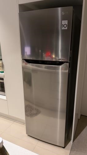 Second-hand Samsung 332L Top Mount Fridge - Photo 2)