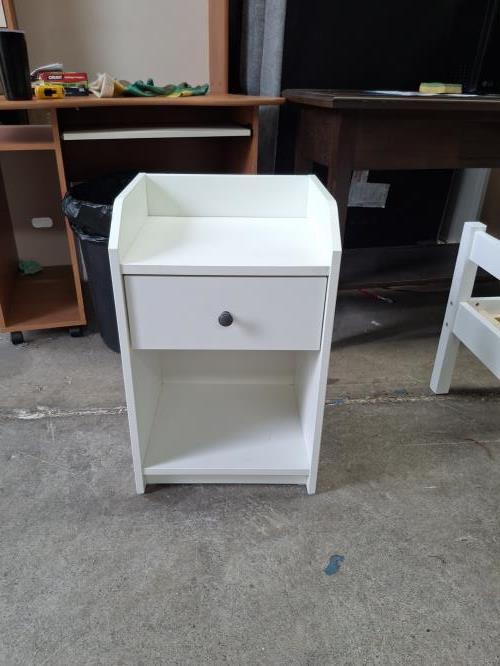 Second-hand Bedside Table - Photo 2)