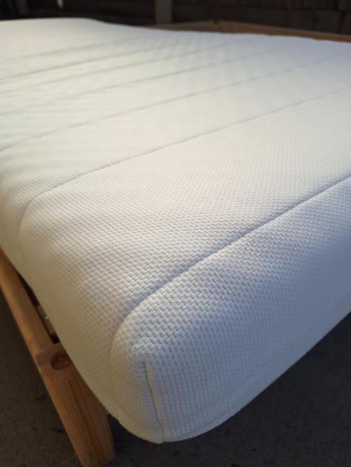 Second-hand Single Mattress - Photo 2)
