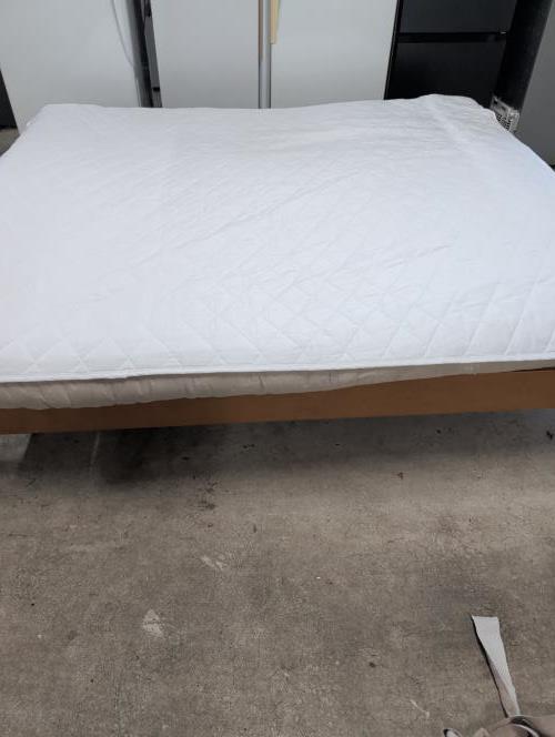 Second-hand King Size Bed Frame with Thin Flexible Mattress - Photo 2)