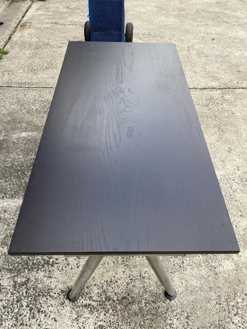 Second-hand Desk - Photo 2)