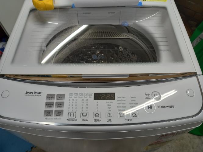Second-hand LG 7.5kg Top Load Washing Machine - Photo 2)