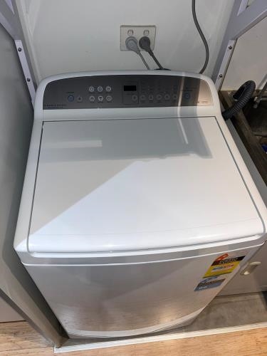 Second-hand Fisher & Paykel 7kg Top Load Washing Machine - Photo 2)