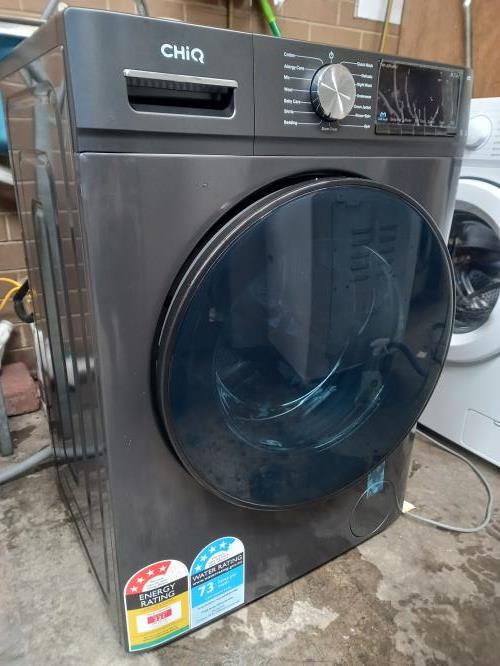 Second-hand Chiq 8.5kg Front Load Washing Machine - Photo 2)