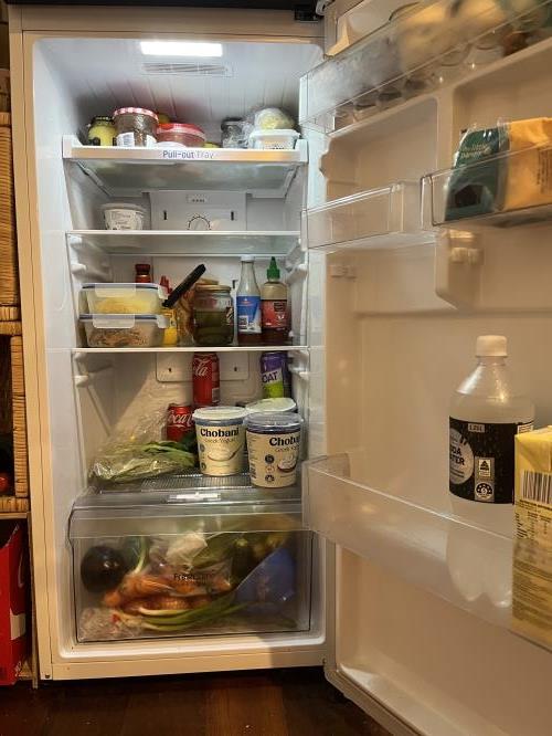 Second-hand LG 279L Top Mount Fridge - Photo 2)