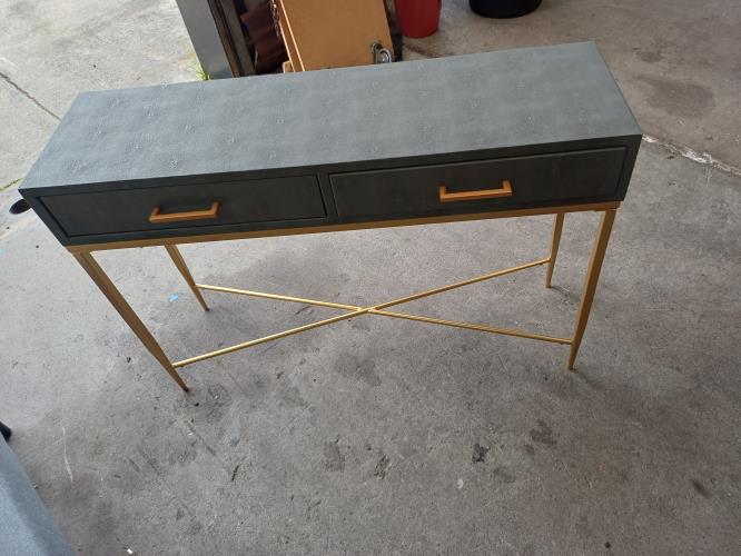 Second-hand Stylish Hall Table - Photo 2)