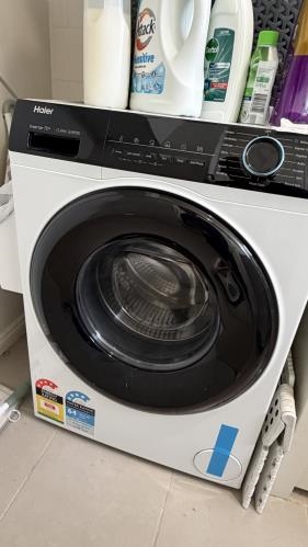 Second-hand Haier 7.5kg Front Load Washing Machine - Photo 2)
