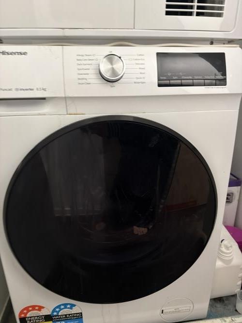 Second-hand Hisense 8.5kg Front Load Washing Machine - Photo 2)