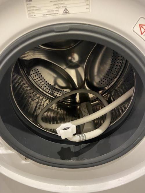 Second-hand Haier 7.5kg Front Load Washing Machine - Photo 2)