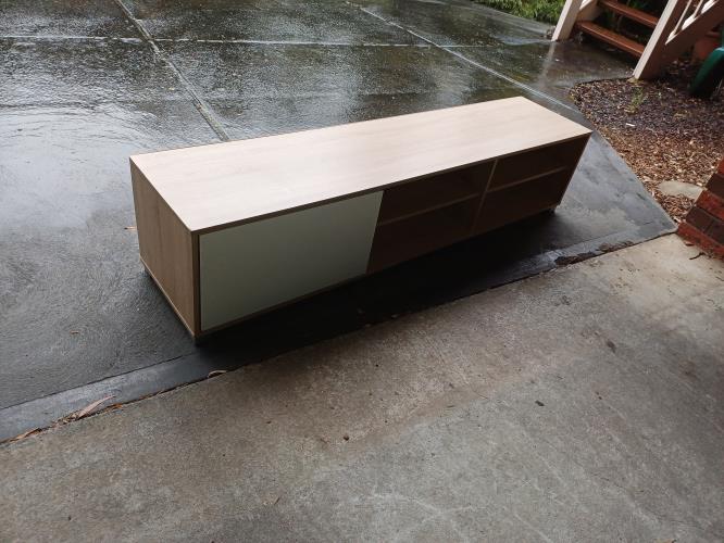 Second-hand IKEA Entertainment Unit - Photo 2)