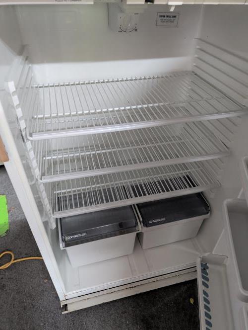 Second-hand Westinghouse 522L Top Mount Fridge - Photo 2)