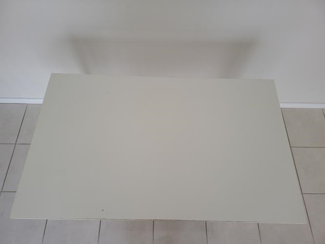 Second-hand IKEA Table - Photo 2)