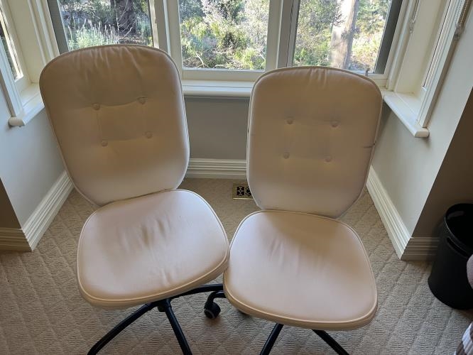 Second-hand Set of 2 IKEA Swivel Chairs - Photo 2)