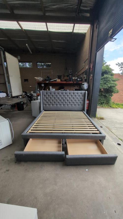 Second-hand King Size Bed Frame with 2 Storage Drawers - Photo 2)