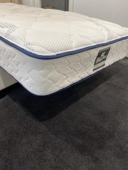 Second-hand Single Mattress - Photo 2)