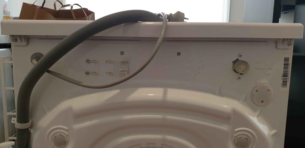 Second-hand Hisense 8kg Front Load Washing Machine - Photo 21)