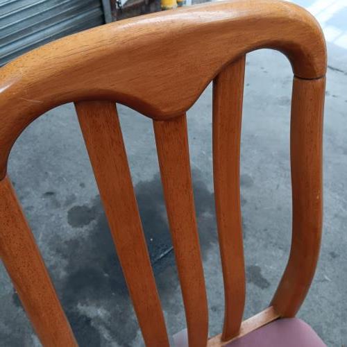 Second-hand Dining Table with 3 Chairs - Photo 22)