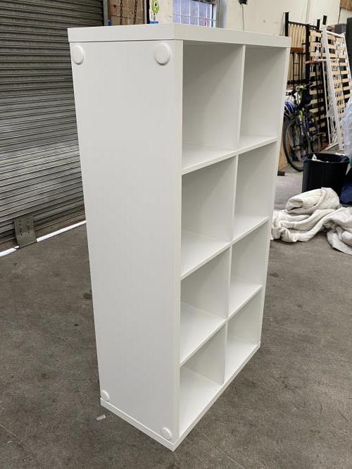 Second-hand IKEA KALLAX Bookshelf - Photo 3)