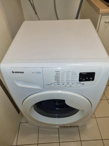 Second-hand Simpson 8kg Front Load Washing Machine - Photo 3)