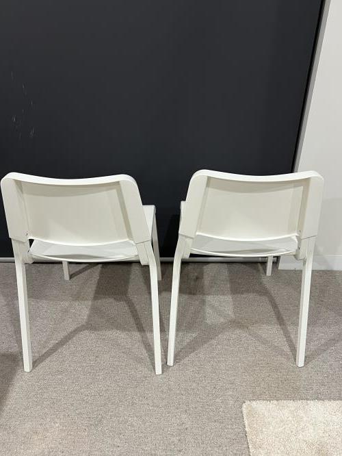 Second-hand Set of 2 IKEA Chairs - Photo 3)