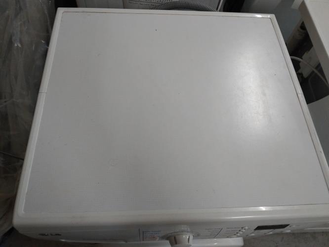 Second-hand LG 7kg Front Load Washing Machine - Photo 3)