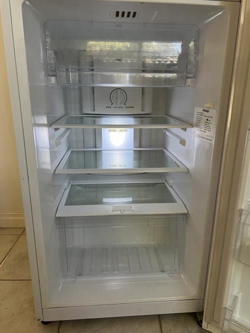 Second-hand Haier 224L Top Mount Fridge - Photo 3)